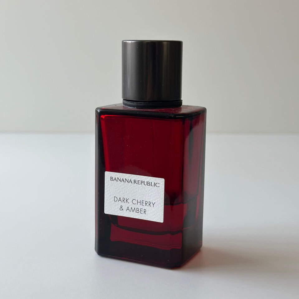 Banana Republic Dark Cherry & Amber 10mL